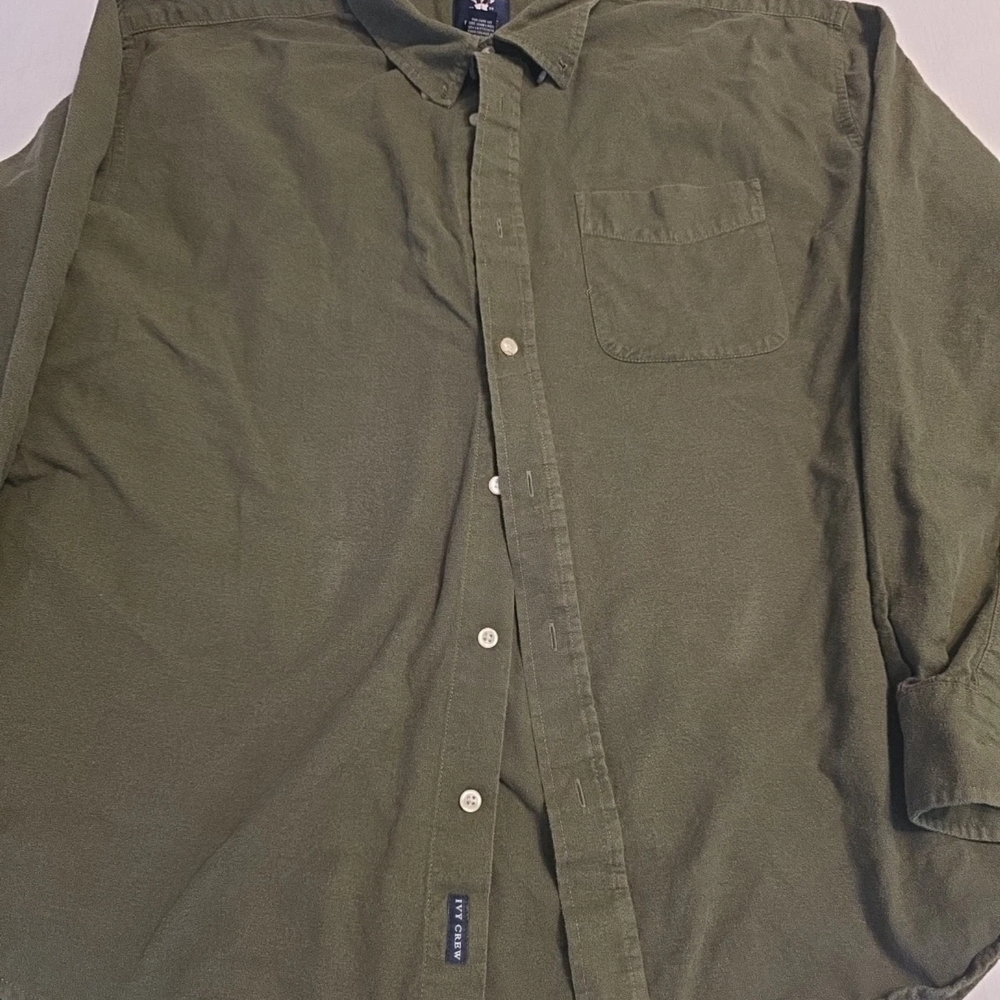 Sz 2XL Ivy Crew Men's Button Up Shirt. Wrinkle Resistant Long Sleeve Preowned